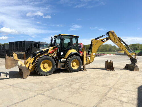 01 caterpillar 444 f2 bm5791 1.jpg