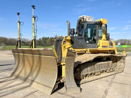 01 komatsu d61px 15e0 bm5075 1.jpeg